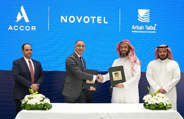 أكور تعزز ريادتها في السعودية بشراكة مع أرباح طيبة لتطوير فندق نوفوتيل المدينة المنورة