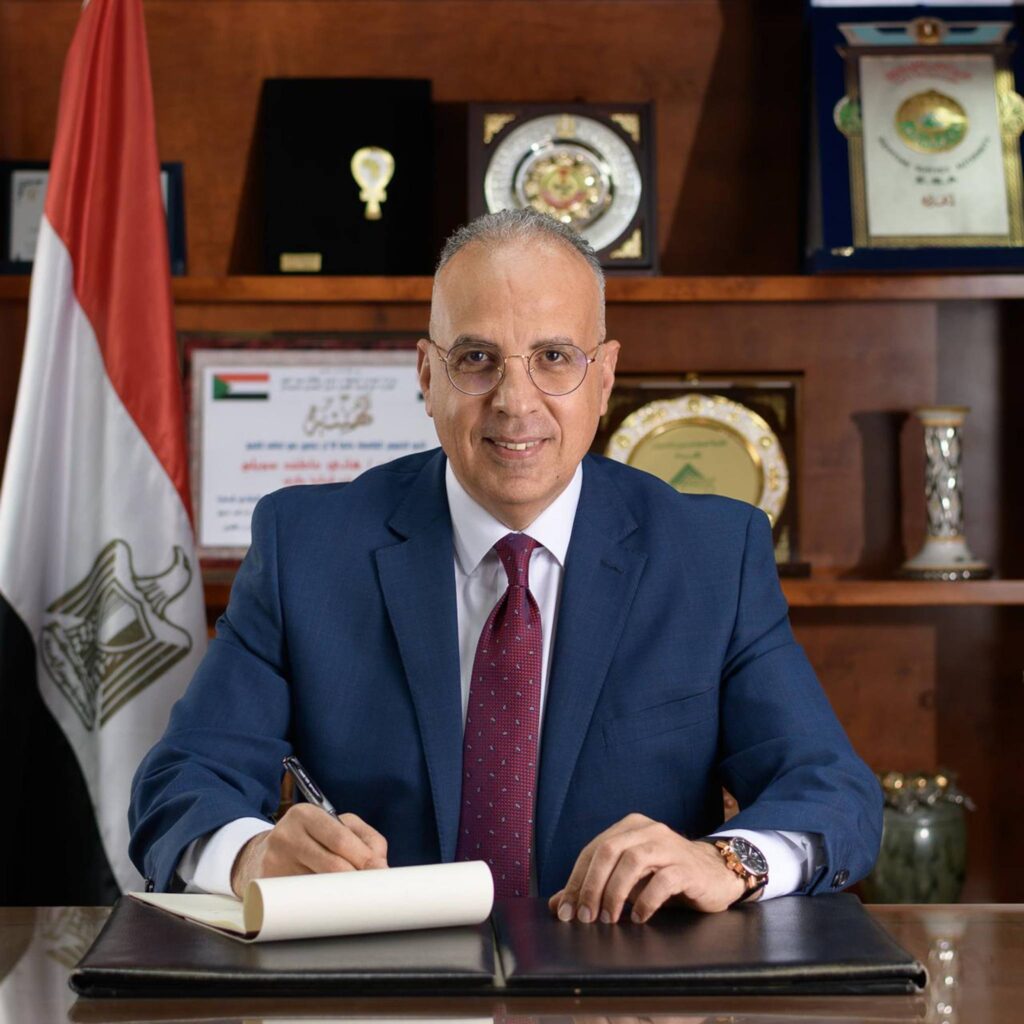 وزير الري يتابع حالة منظومة الصرف الزراعي وأعمال وأنشطة هيئة الصرف